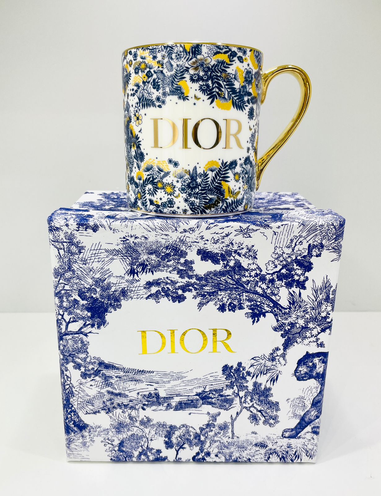 Dior mug